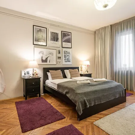 Paulay Deluxe 1 * Budapest